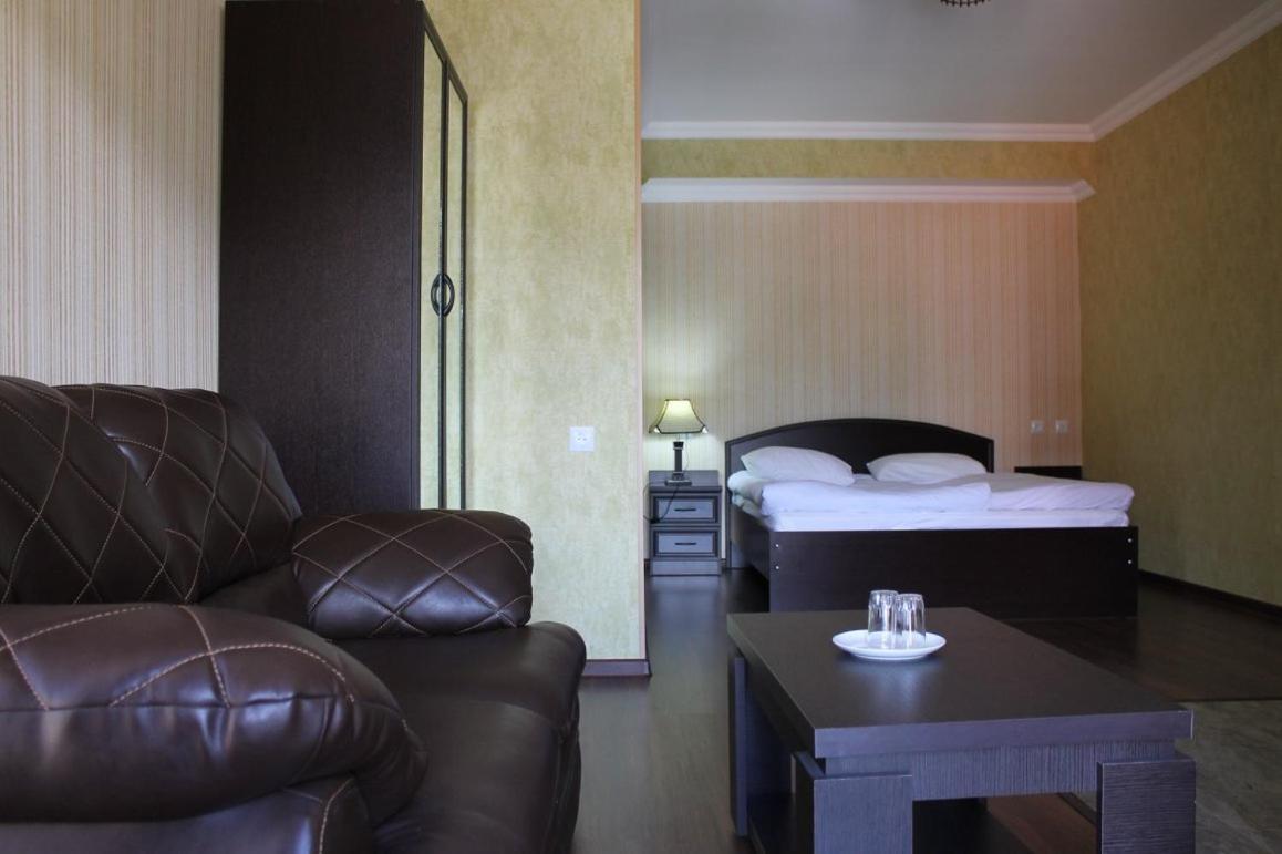 Hotel Grand Palace 阿哈尔齐赫 外观 照片
